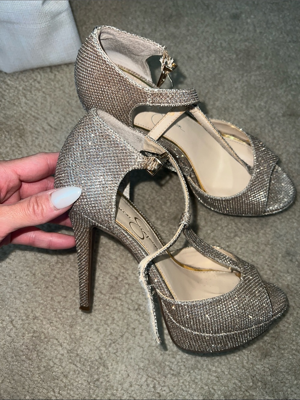 Jessica Simpson Sparkling gold T-Strap High Heel Sandals